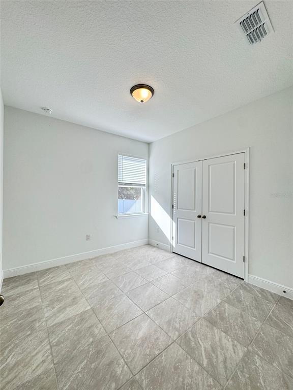 Building Photo - 442 Marion Oaks Course