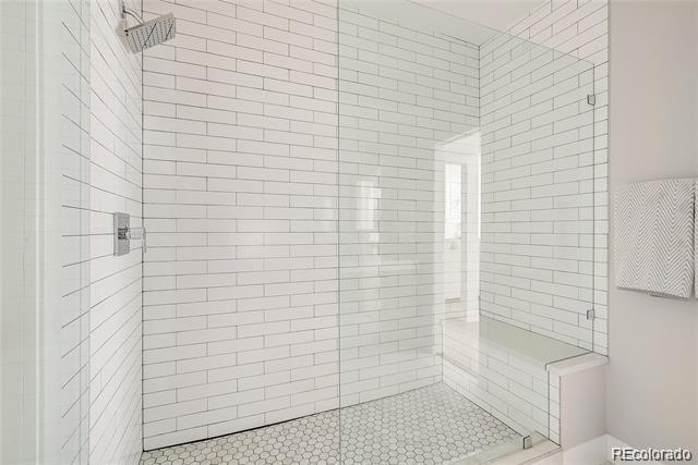 Building Photo - 2817 W 33rd Ave