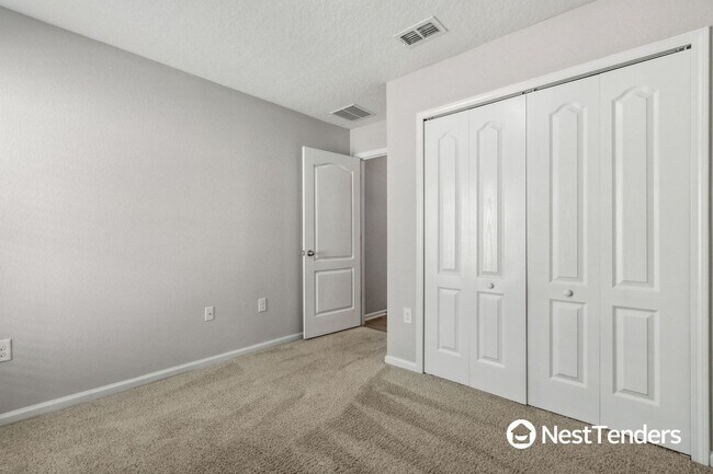 Building Photo - 83109 Village Walk