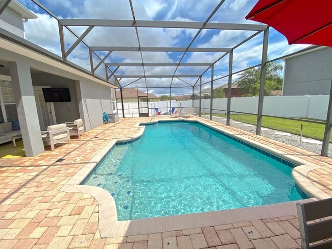 Building Photo - Lake Nona Pool Home for Rent 4bed 3 bath