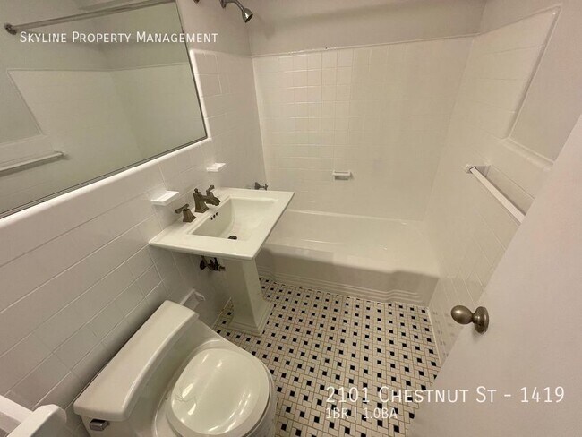 Building Photo - 56 S 21st St