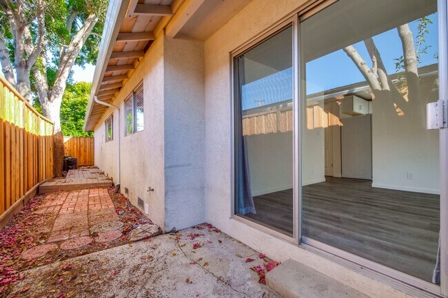 Building Photo - 683 Arbutus Ave