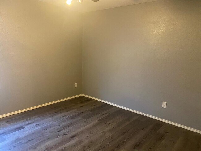 Building Photo - 209 Tripp Trail