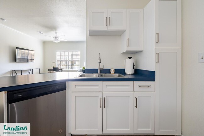 Building Photo - 6533 Patti Dr