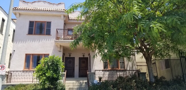 Primary Photo - 1217 Boston St