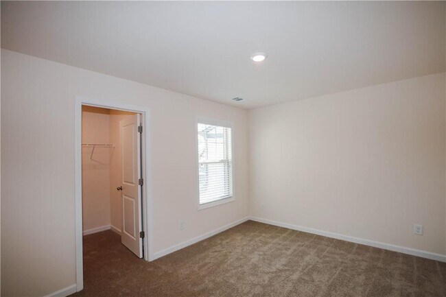 Building Photo - 4295 Almanor Cir