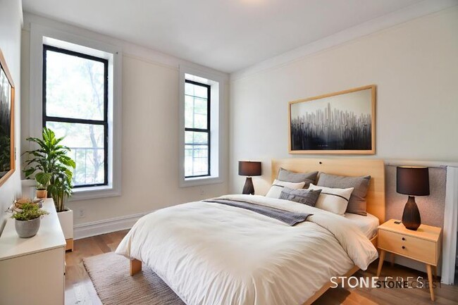 Building Photo - 2 bedroom in NEW YORK NY 10027