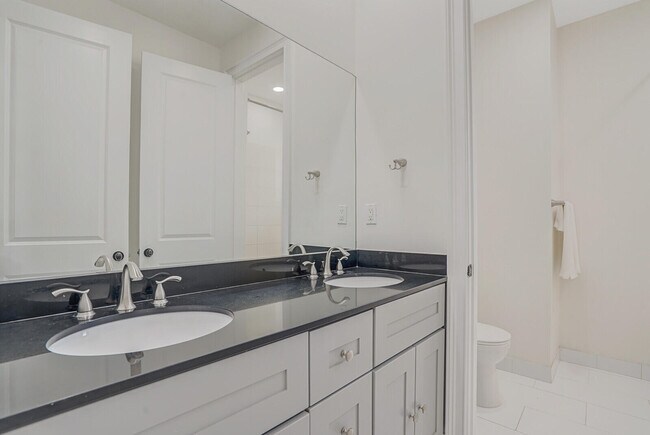 Building Photo - 138 Via Palma Ln
