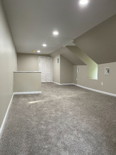 Building Photo - 808 Belmont Ave