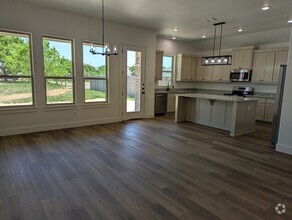 Building Photo - 901 Meadowlark Ln