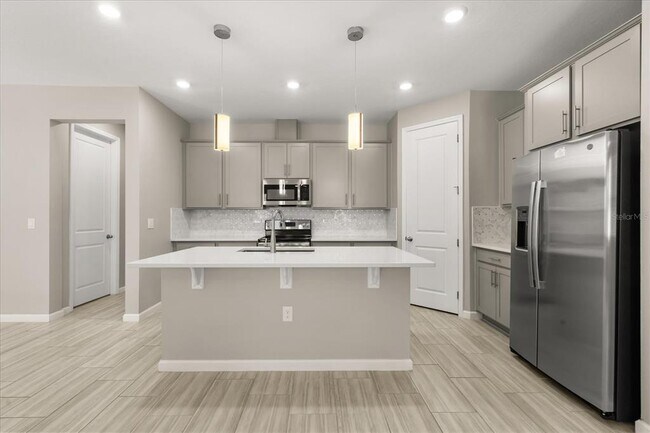 Building Photo - 4028 Southern Vis Lp