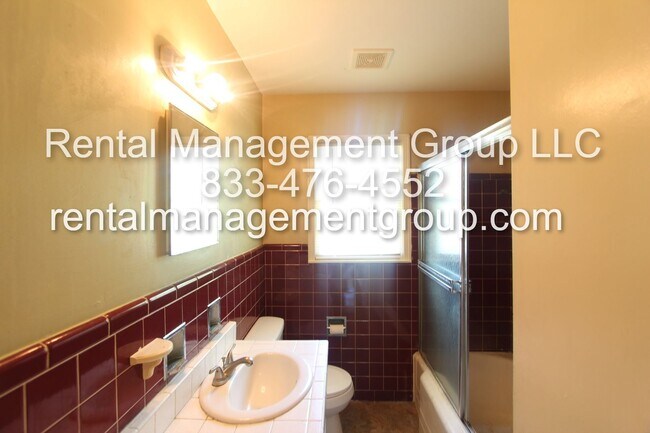 Building Photo - Great Home - New on The Market!!  Convenie...