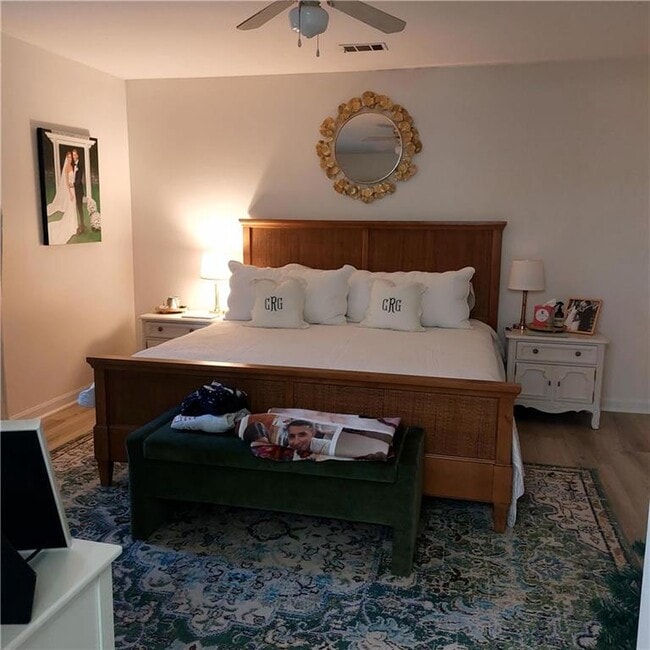 Building Photo - 1252 Minhinette Dr