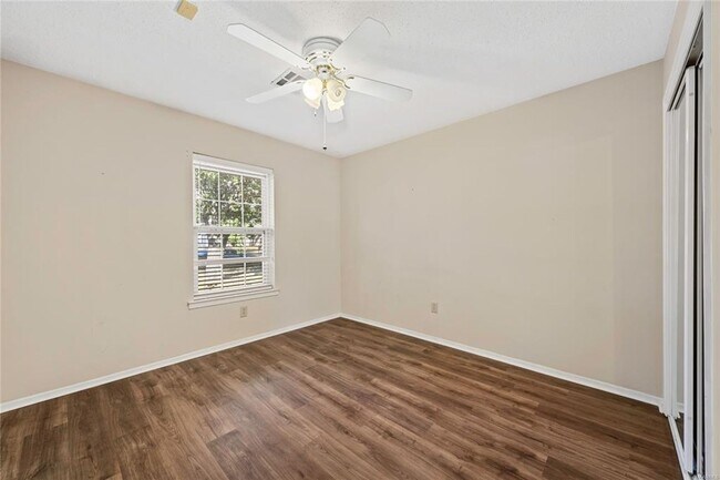 Building Photo - Beautiful 5BR/2BA Home in Montgomery, AL