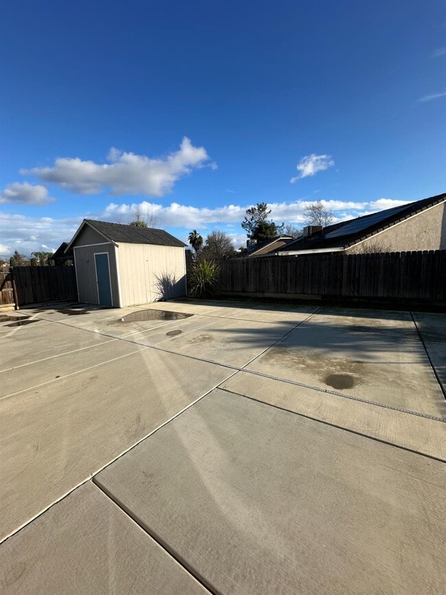 Building Photo - 5448 E Laurite Ave