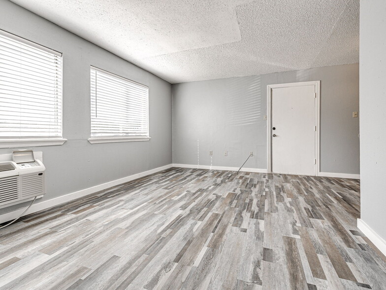 Studio Apt. - Blue Sky Apartments