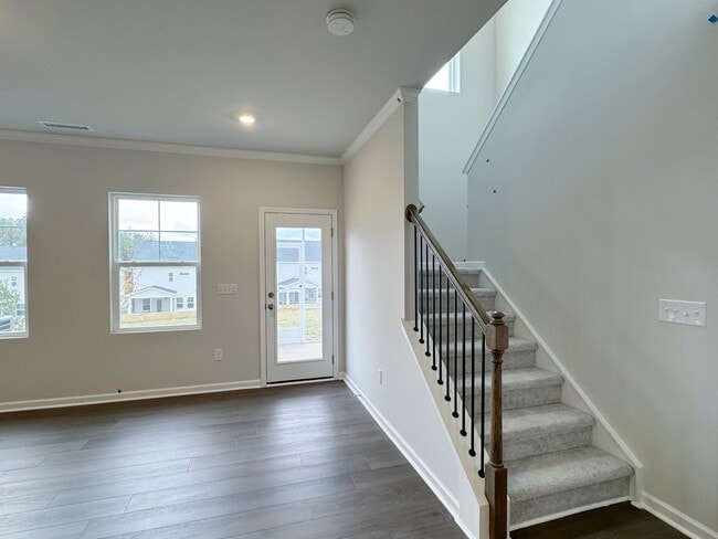 Building Photo - 348 Glacier Lk Dr