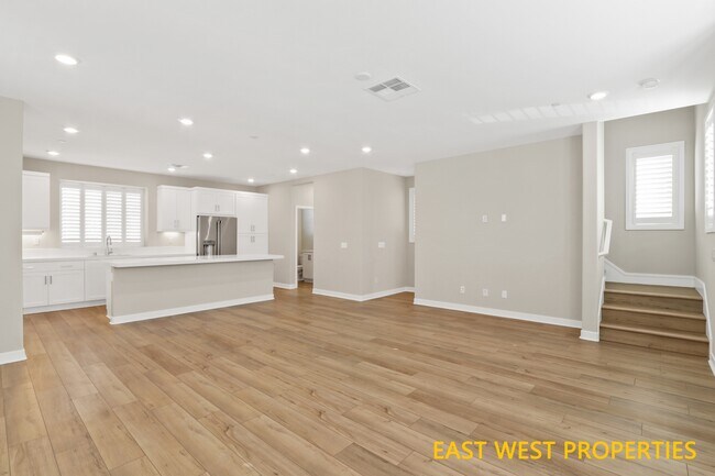 Building Photo - 25 Stetson St