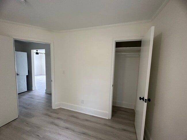 Building Photo - Newly renovated 2Br 1Ba Cottage