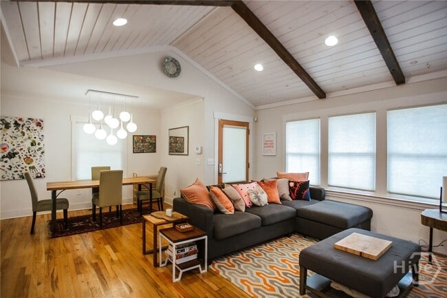 Building Photo - 284 The