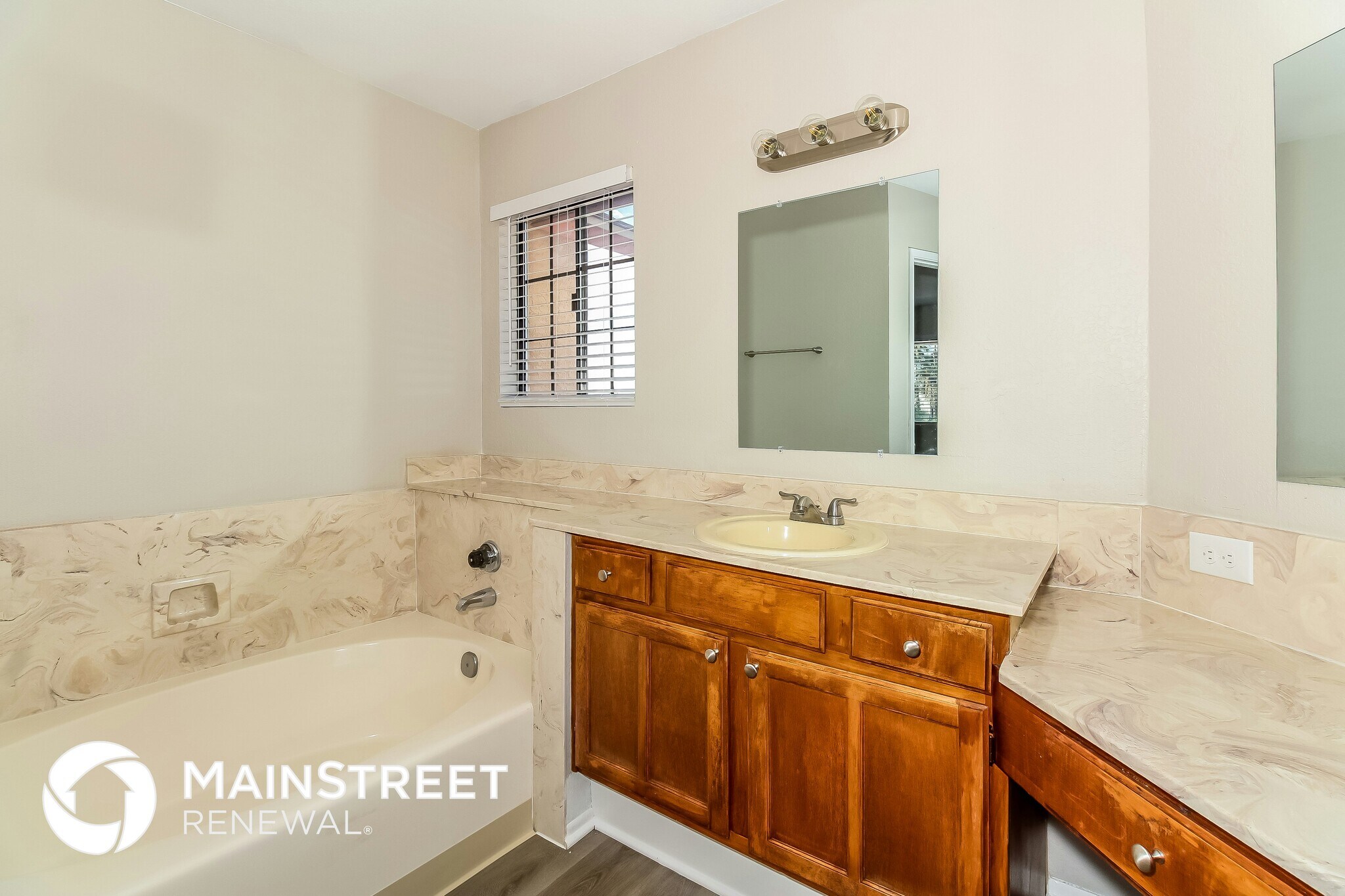 Building Photo - 9272 N Eagle Dancer Dr