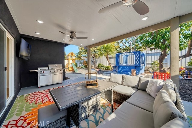 Building Photo - 2809 N Olive Ln