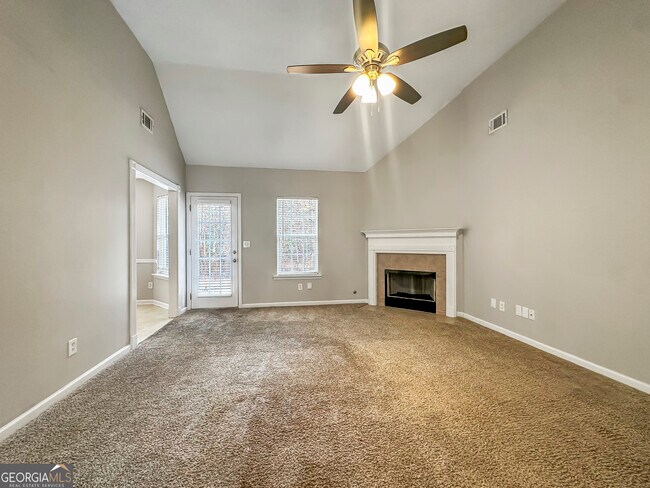 Building Photo - 1395 Stephens Pond View