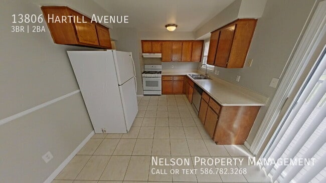 Building Photo - 13806 Hartill Ave
