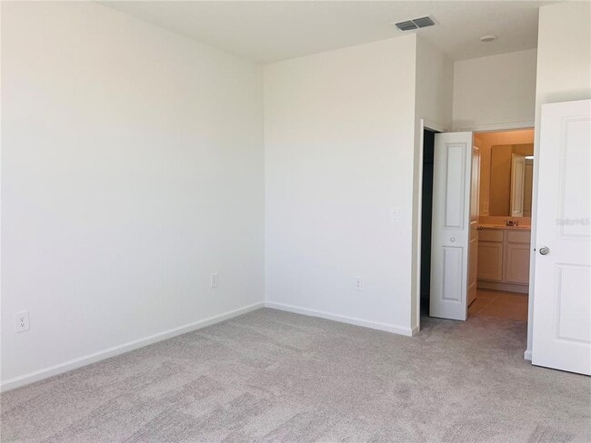 Building Photo - 4317 Riverbend Blvd