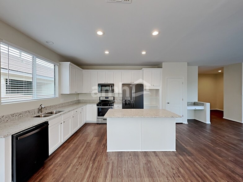 Building Photo - 15723 S Camino Muesa
