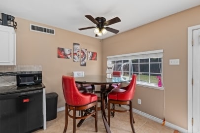 Building Photo - 3384 P Ave