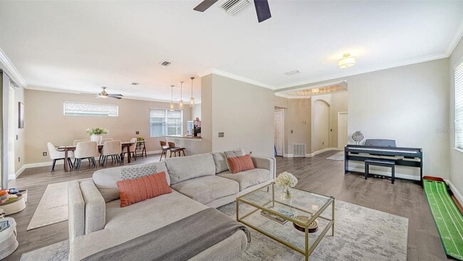 Building Photo - 6122 Blue Runner Ct