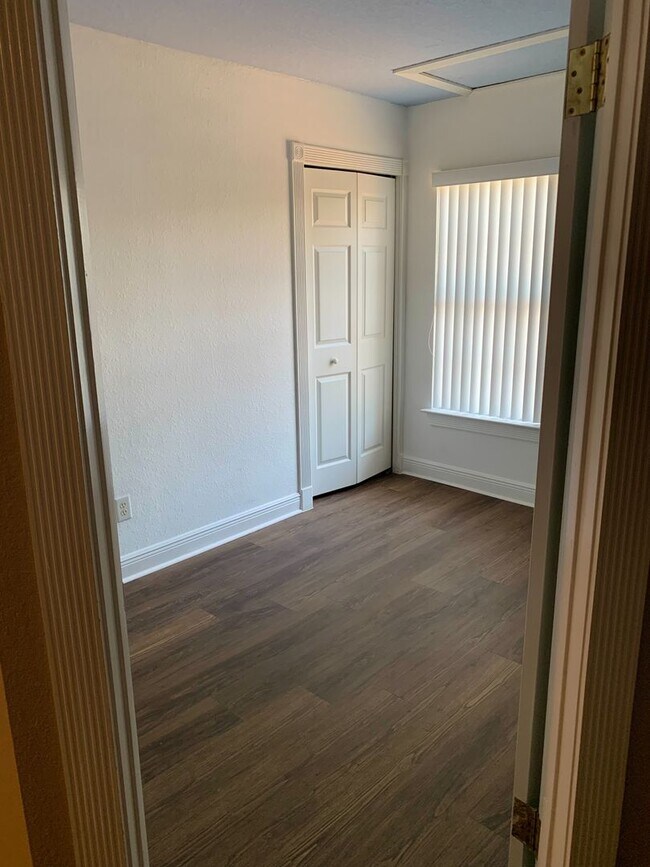 Building Photo - Spacious Winter Park Village area house fo...
