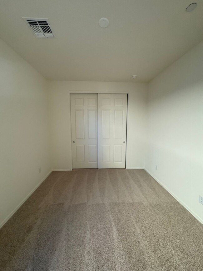 Building Photo - BRAND NEW HOME IN VISTANCIA