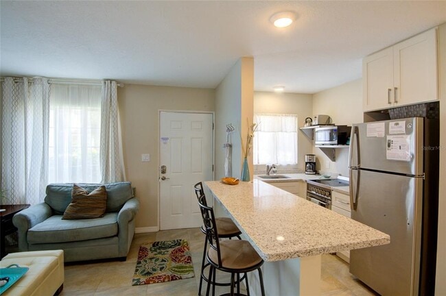 Building Photo - 1887 Hyde Park St