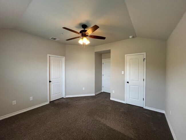 Building Photo - 6310 Luglio Ln