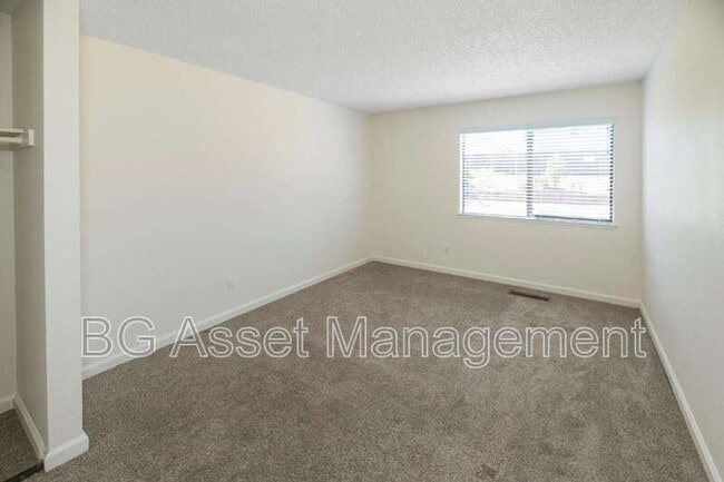 Building Photo - 238 Cinnabar Way