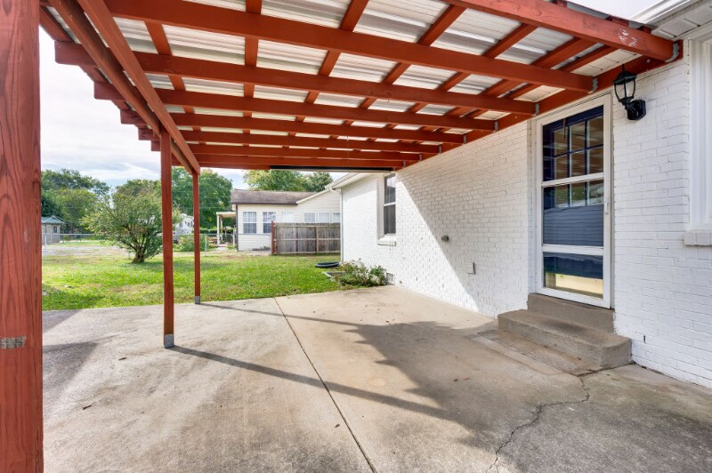 Building Photo - 349 Shirley Rd