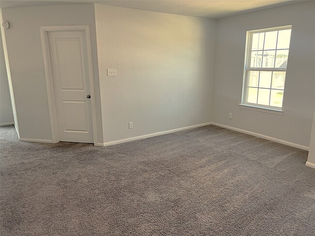 Building Photo - 14302 Beach Pine Trail