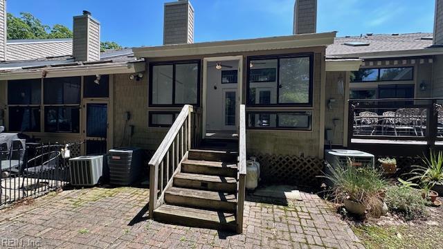 Building Photo - 2217 Waterpoint Pl
