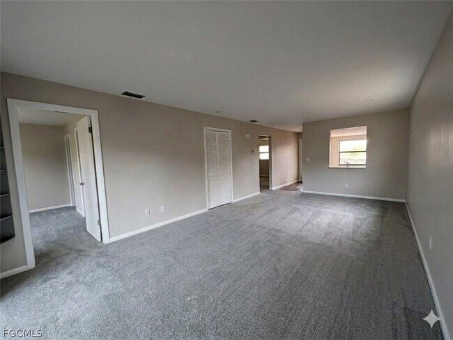 Building Photo - 1519 Cape Coral Pkwy W