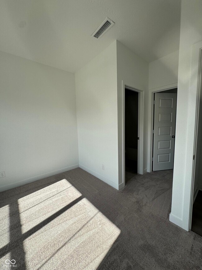 Building Photo - 3556 Cosmic Ct