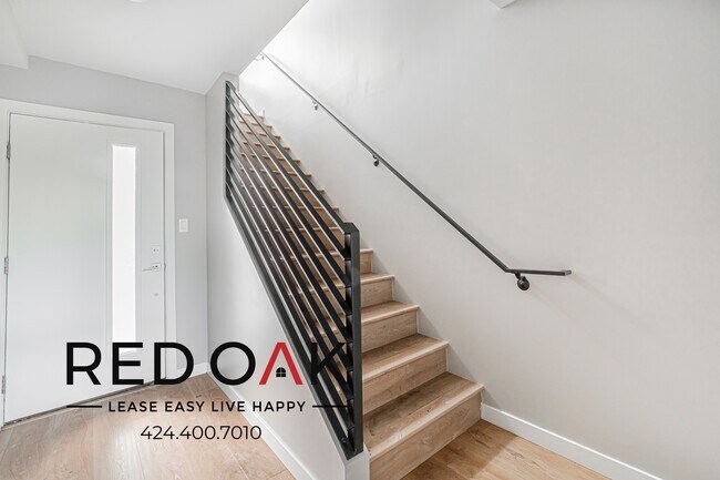 Building Photo - 4506 Esmeralda St