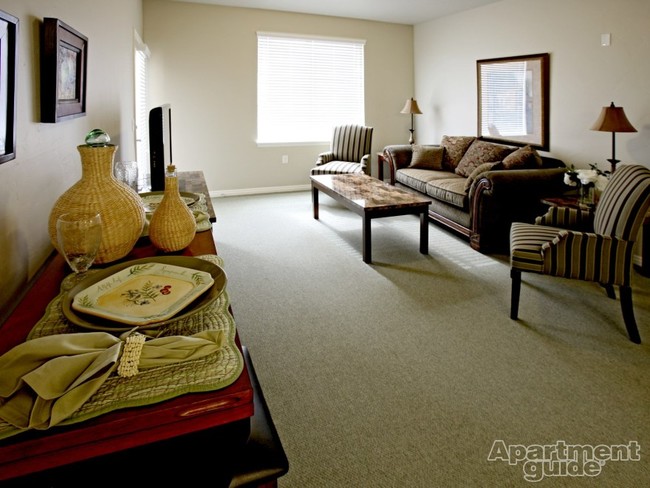 Living Area - Silvercrest