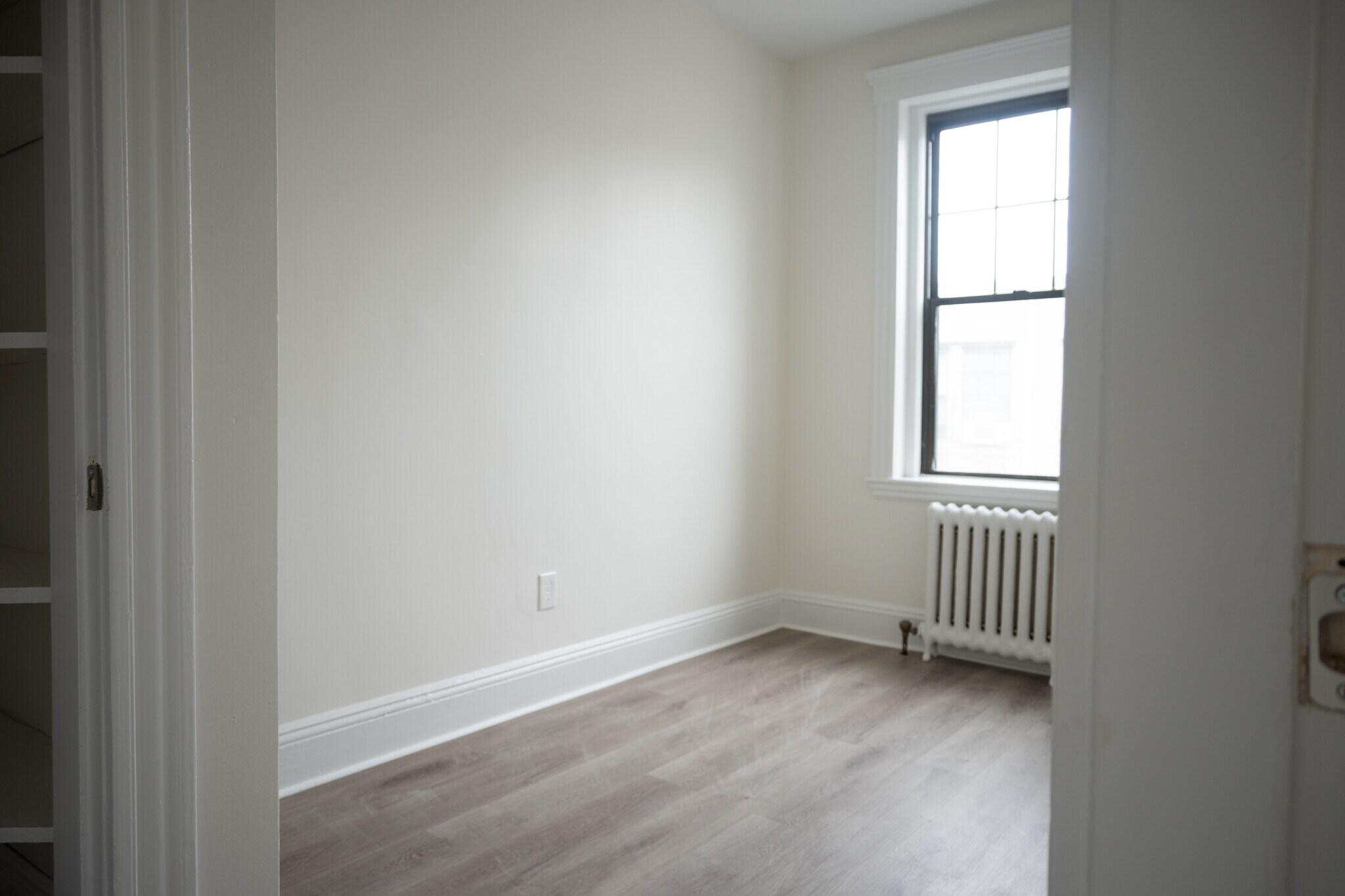 2nd room/office space - 374 Chestnut Hill Ave