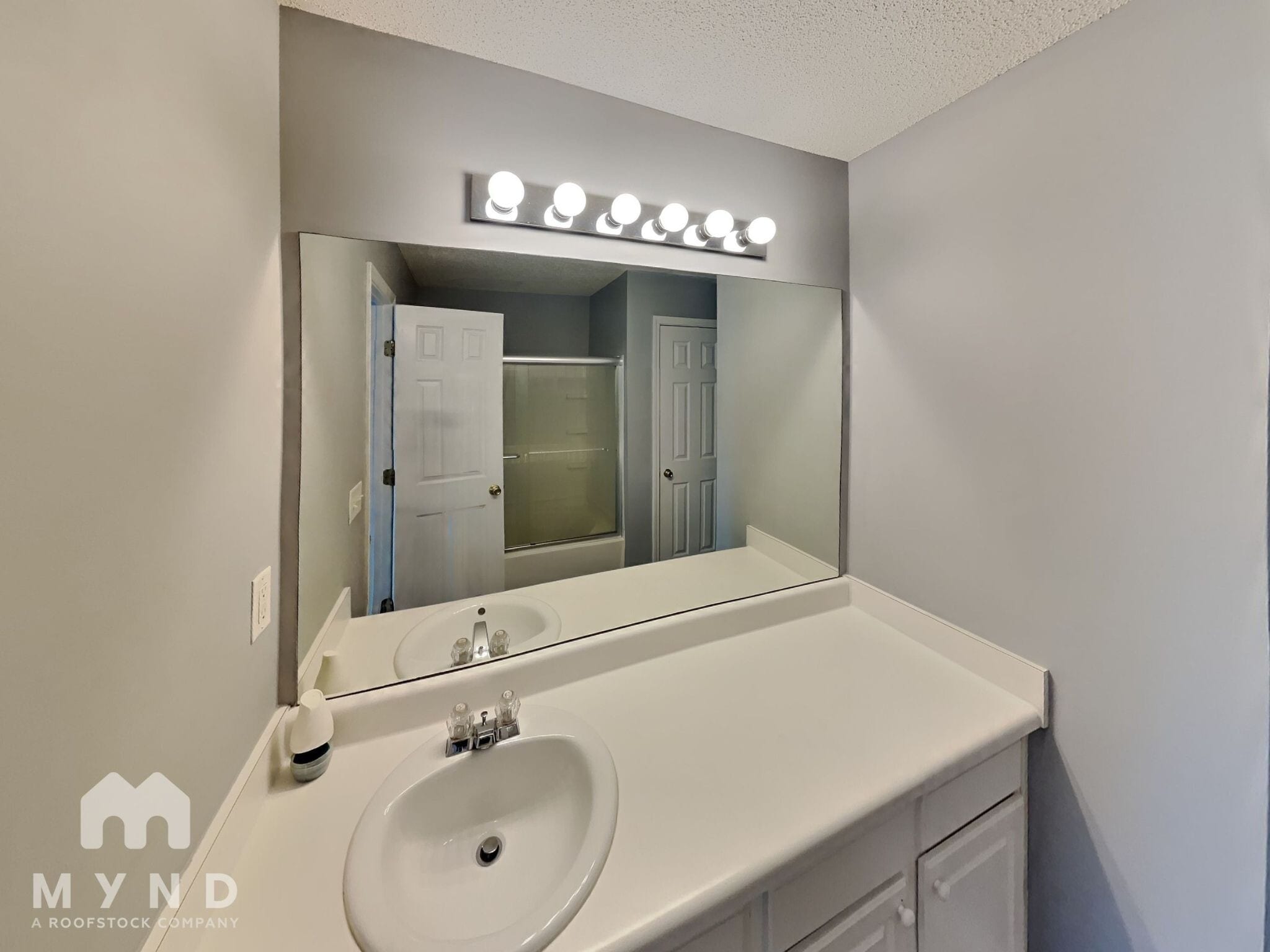 Building Photo - 356 Azalea Cir