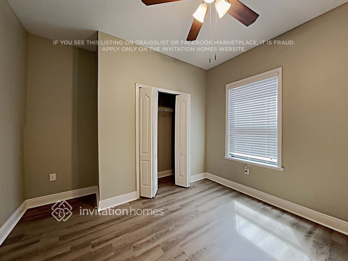 Building Photo - 7526 39th Ave E