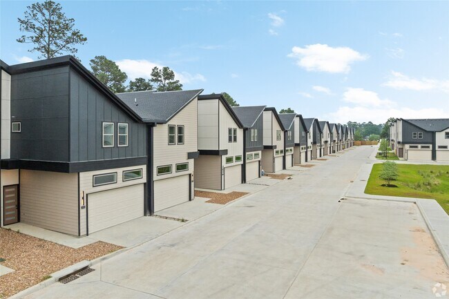 Building Photo - 13102 Beauty Berry Ridge Ln