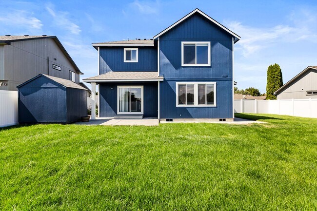 Building Photo - Non-Refundable & Security Deposit Total: $2600.00
