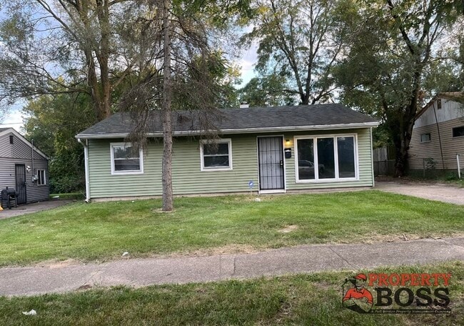 Primary Photo - 5641 E 13th Pl